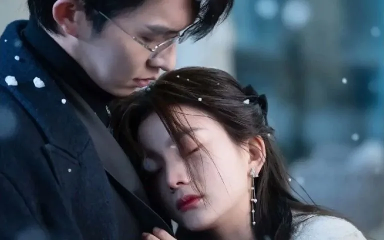白月光竟是我自己电视剧百度百科